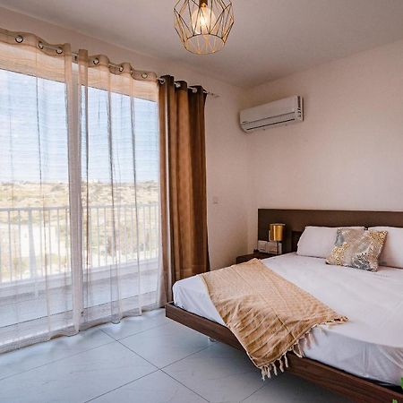 דירות סיינט פול ביי Insta Worthy Gorgeous Seaview Penthouse מראה חיצוני תמונה